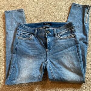 White House Black Market Size 0 Skinny Crop